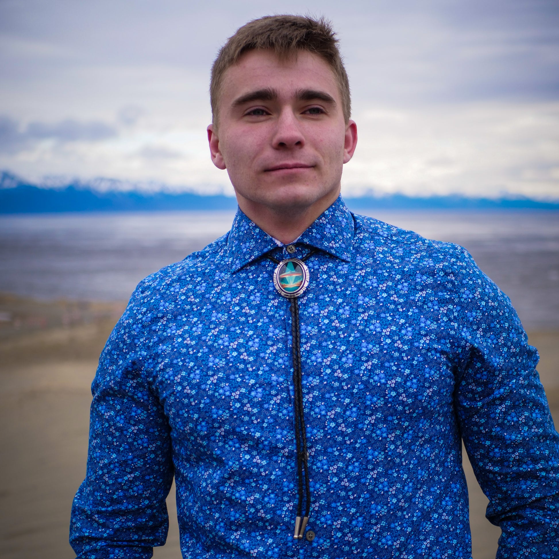 How to wear a bolo tie