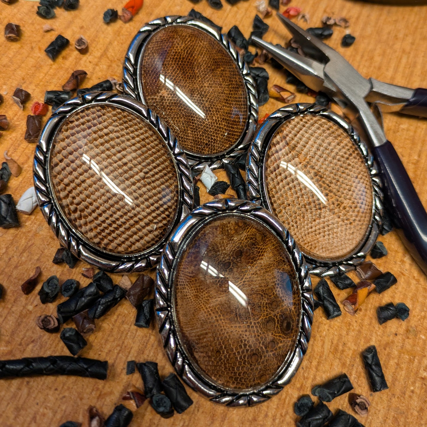 Lizard Bolo Tie | Brown Rugged Western Necktie