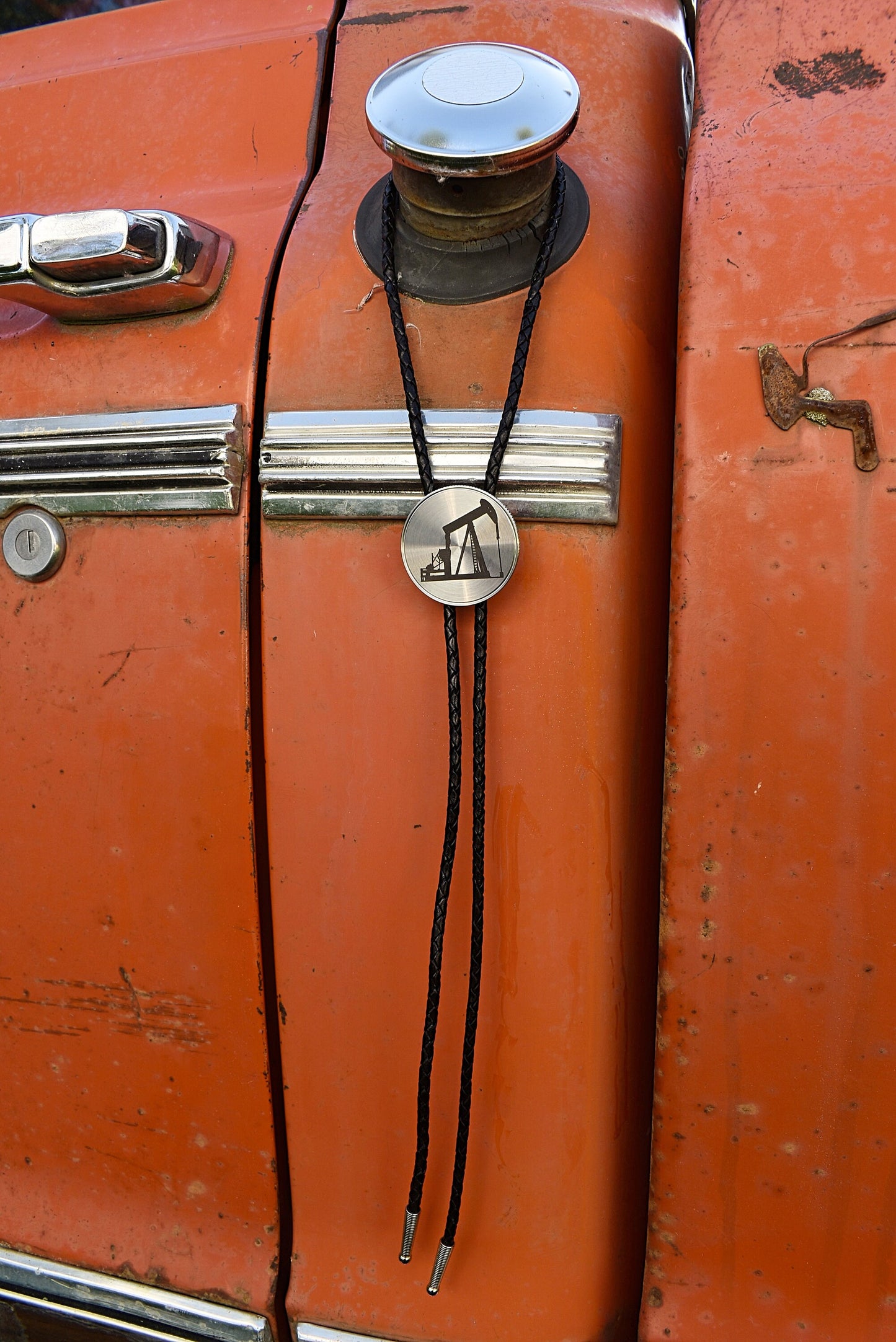 Oil Well Pumpjack Bolo Tie
