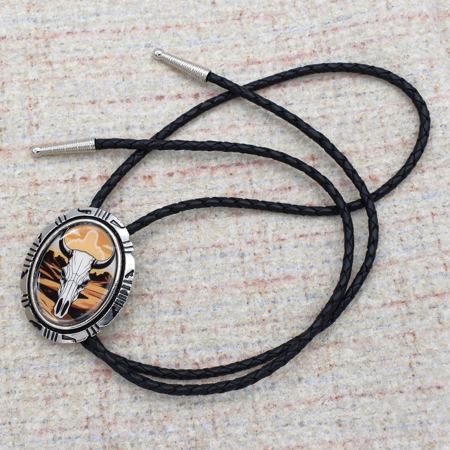 Bull Skull Western Desert Cowboy Bolo Tie