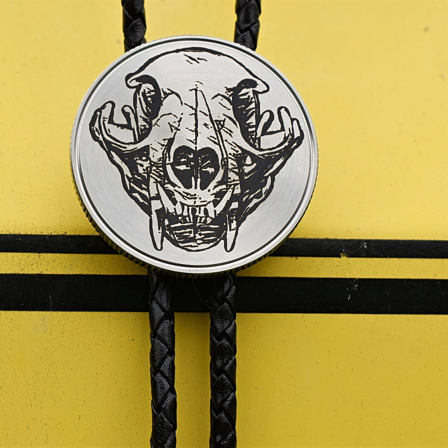 Lynx Skull Bolo Tie