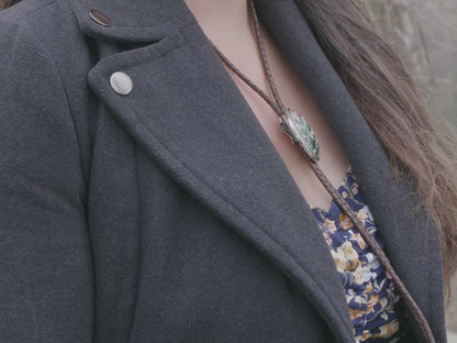 Women's Bolo Tie | Western Desert Rose Cactus Flower Country Girl Bola Tie Lariat Necklace